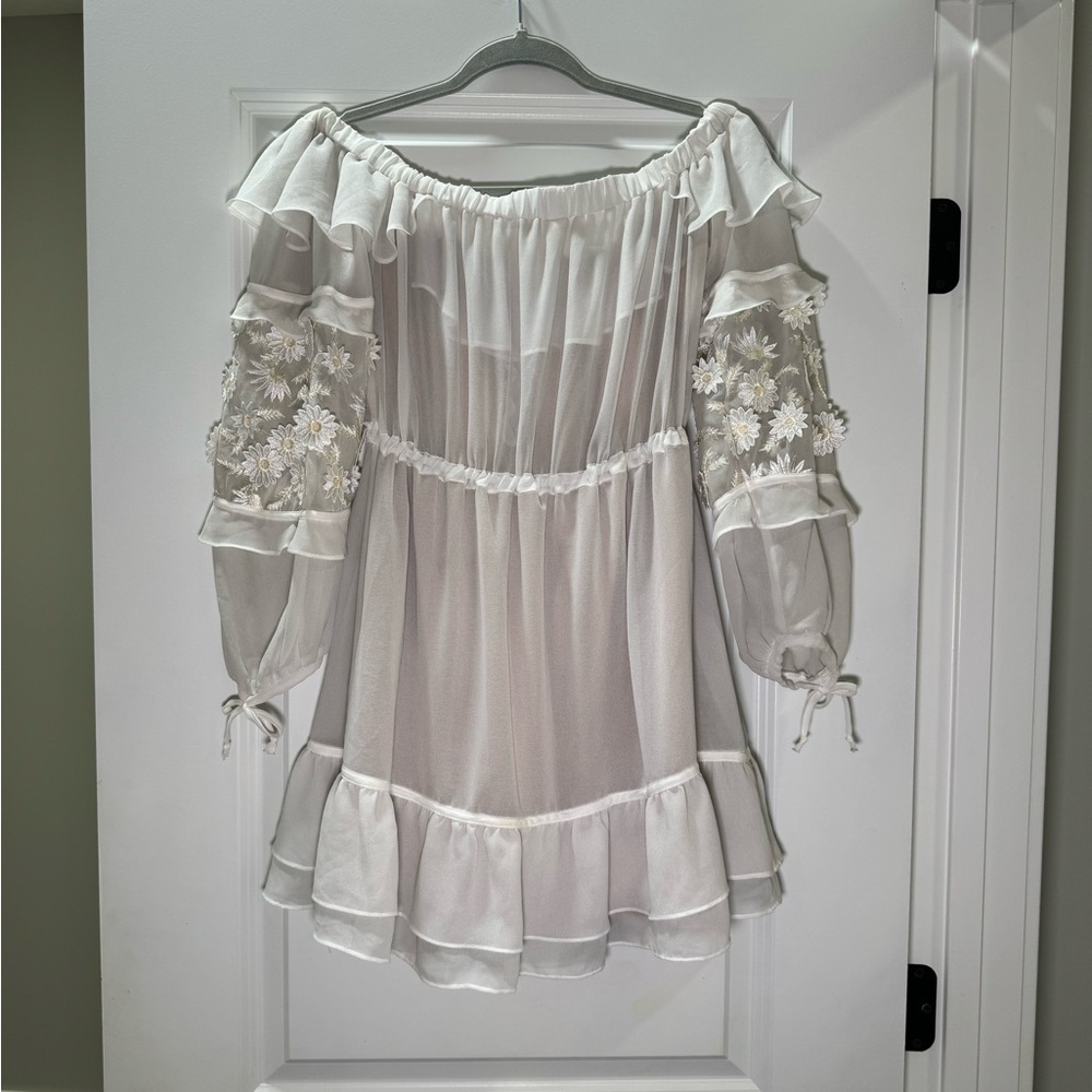 For Love & Lemons Mini Dress Women Size XS Ivory Daisy Ruffle Off Shoulder - Picture 3 of 14
